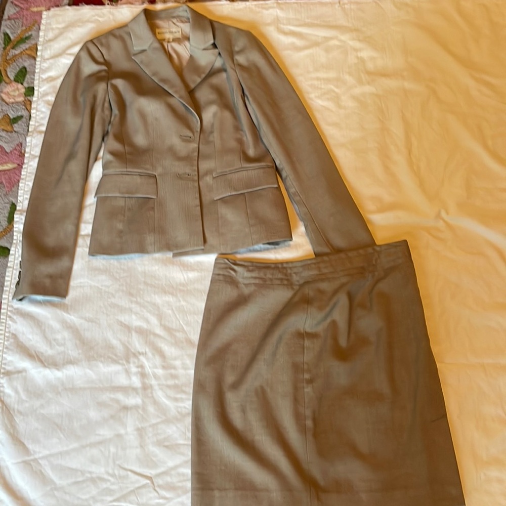 Banana Republic Suit